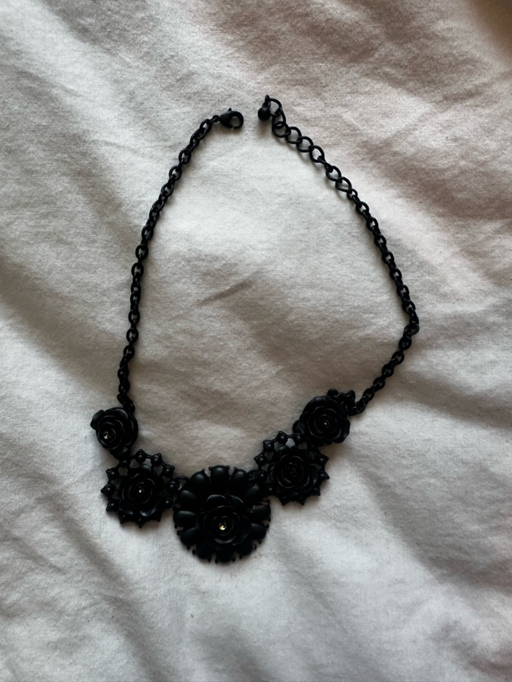 Black Floral Statement Necklace Rose Gothic Style Chain Necklace